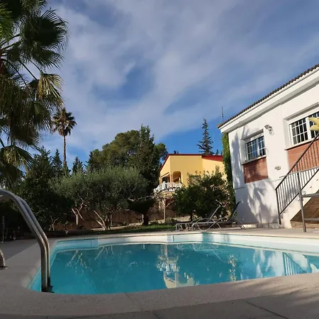 Hébergement de vacances Disfrutar De Tu Casa Con Piscina *