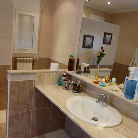Disfrutar De Tu Casa Con Piscina Hébergement de vacances *