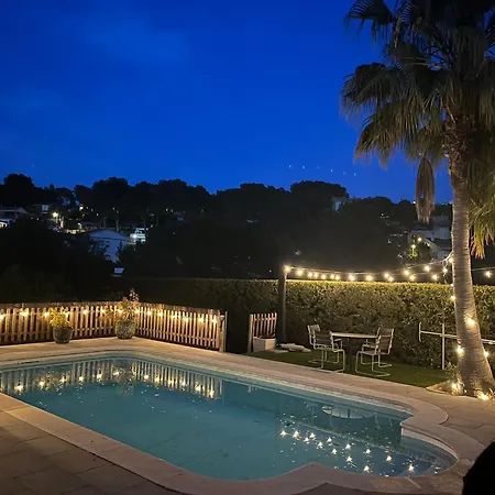 Disfrutar De Tu Casa Con Piscina Hébergement de vacances *