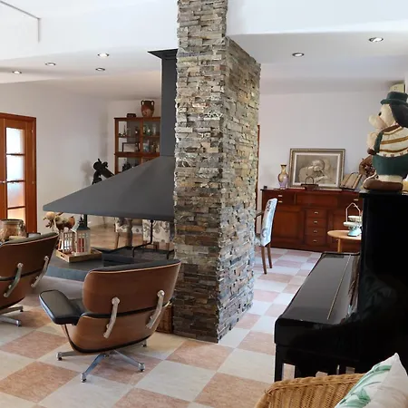 Disfrutar De Tu Casa Con Piscina Holiday home *